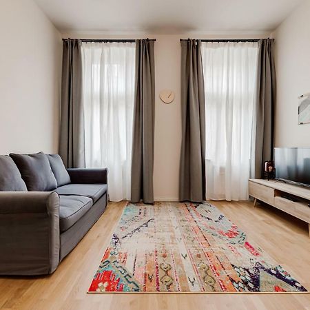 My Prague Apartments Stepanska Bagian luar foto