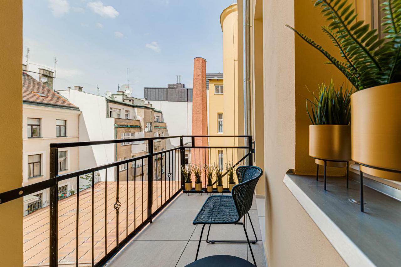 My Prague Apartments Stepanska Bagian luar foto