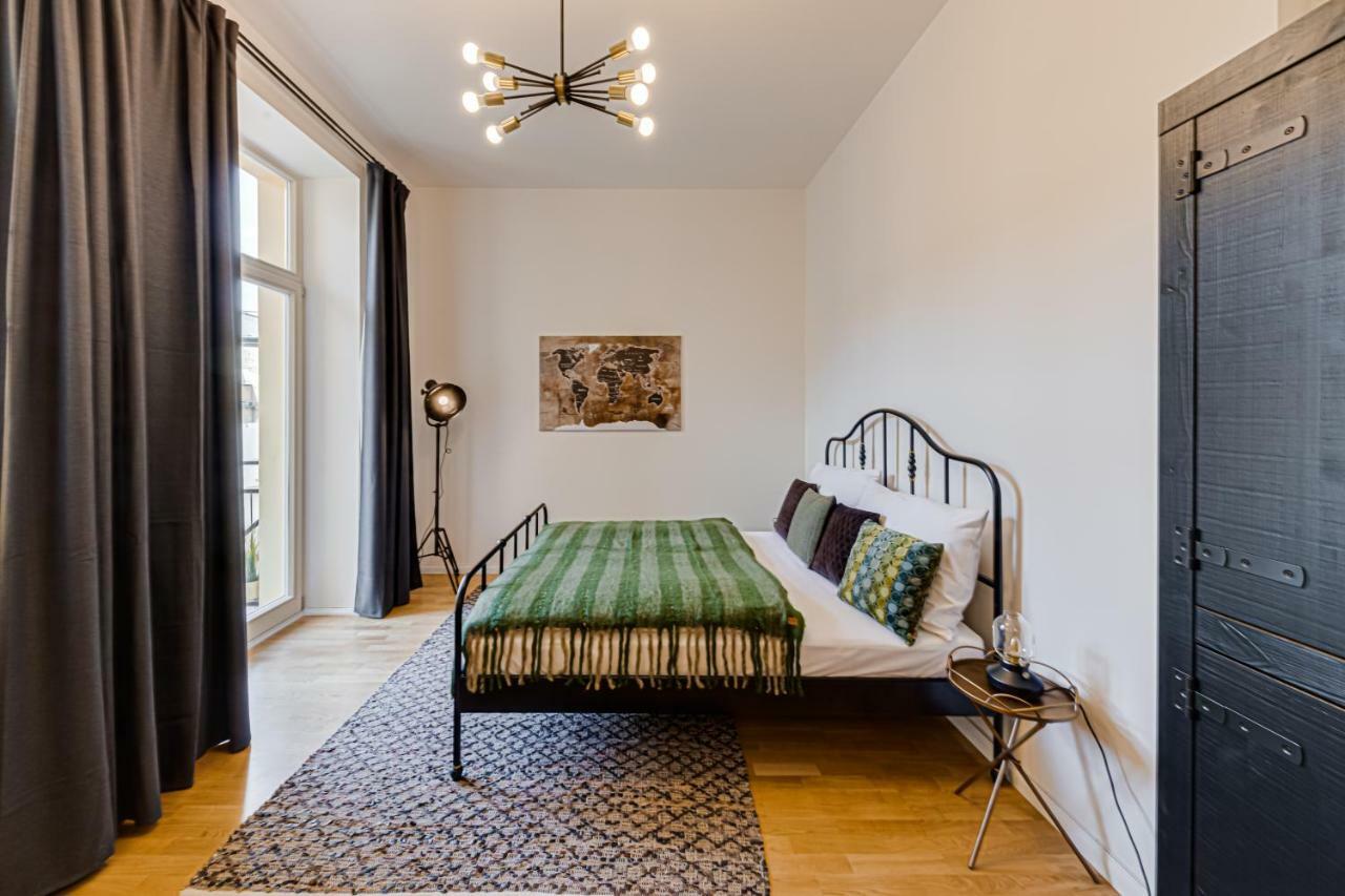 My Prague Apartments Stepanska Bagian luar foto