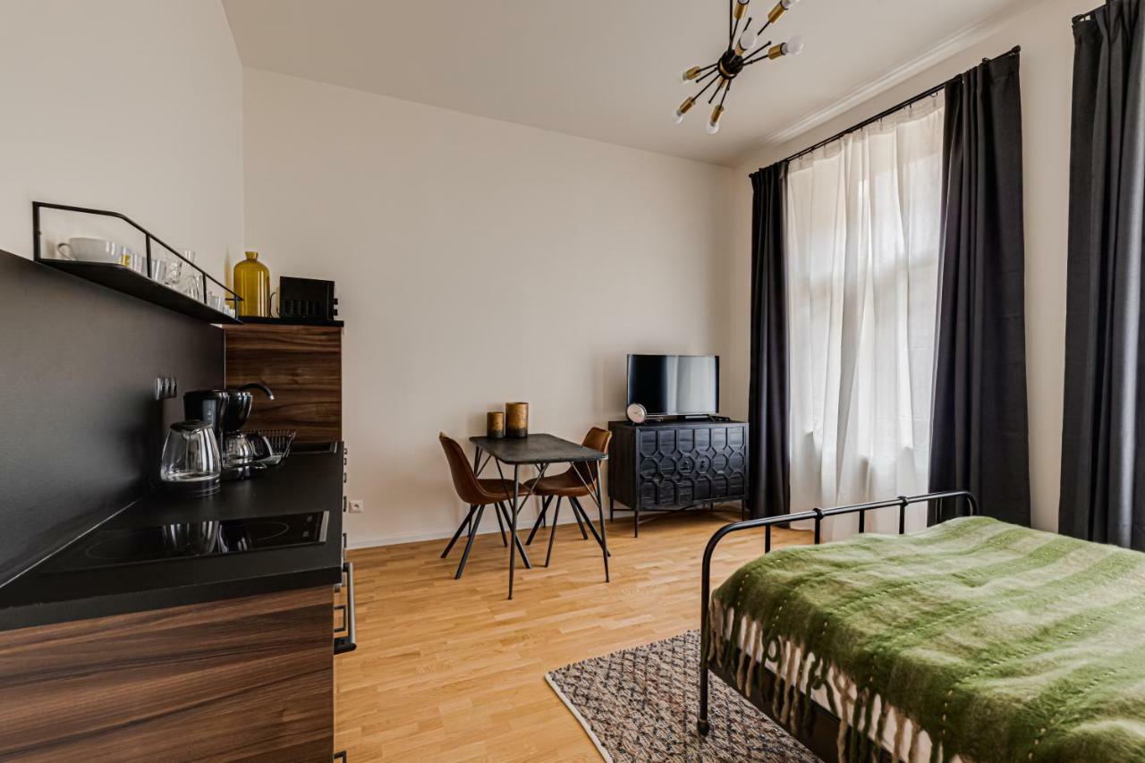My Prague Apartments Stepanska Bagian luar foto