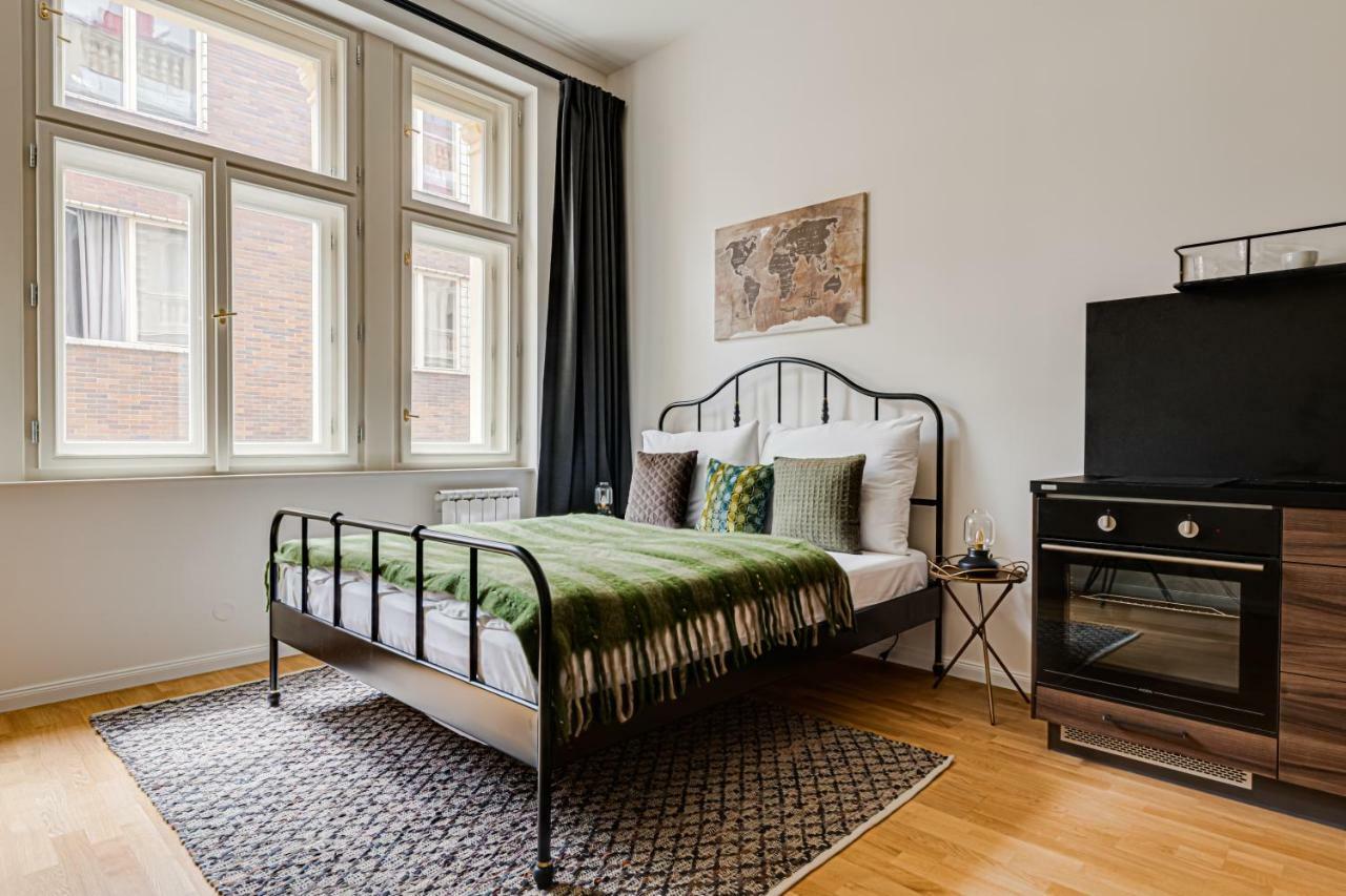 My Prague Apartments Stepanska Bagian luar foto
