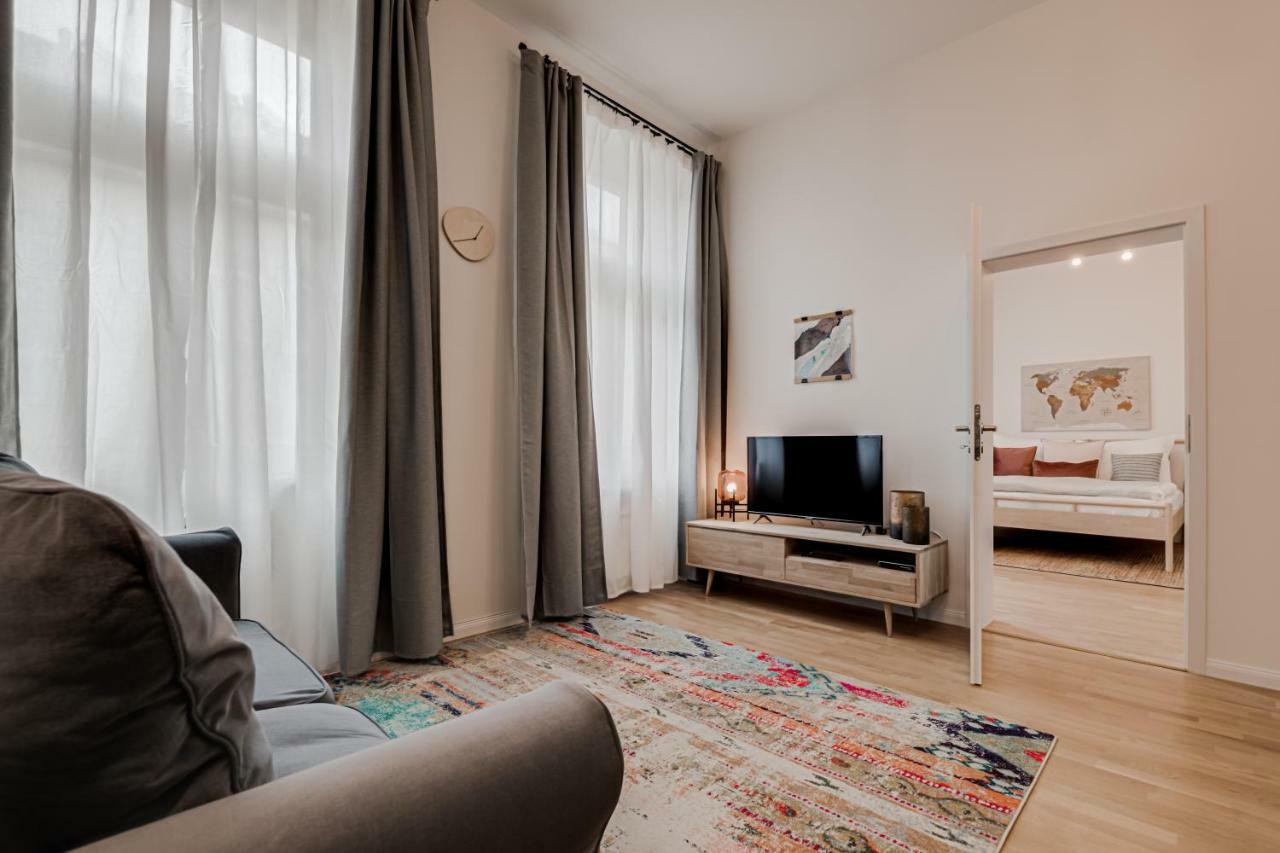 My Prague Apartments Stepanska Bagian luar foto